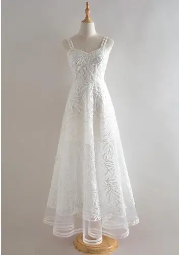 2018 Модель t платье женское сексуальное кружевное с вышивкой Италия пляжным