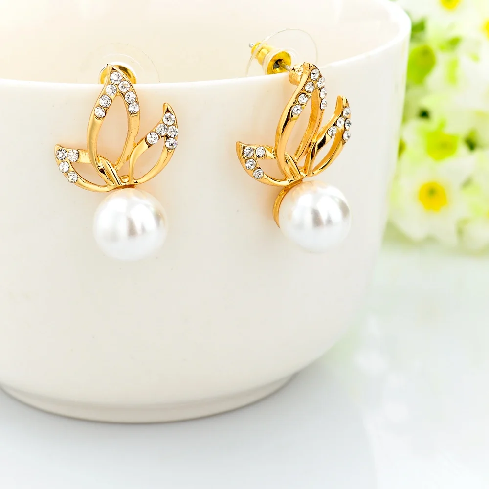 Женские серьги-гвоздики с искусственным жемчугом и кристаллами | Украшения