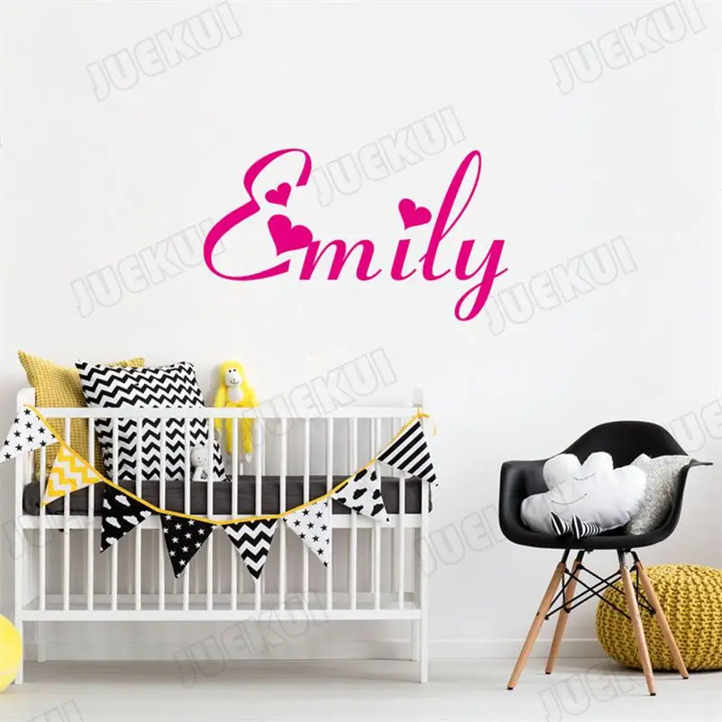 Творческий сделай сам надпись Love Сердце по индивидуальному заказу любой напечатали имя Виниловые наклейки на стены Стикеры в виде Винни Пуха для детской комнаты двери украшения декорации для детских садов B83
