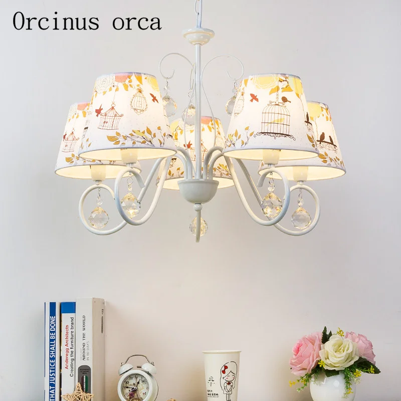 Скандинавская современная простая хрустальная люстра для детской комнаты