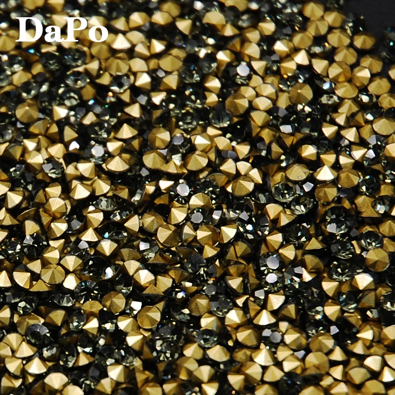 Оптовая продажа стразы со стразами круглые из искусственного черного алмаза |