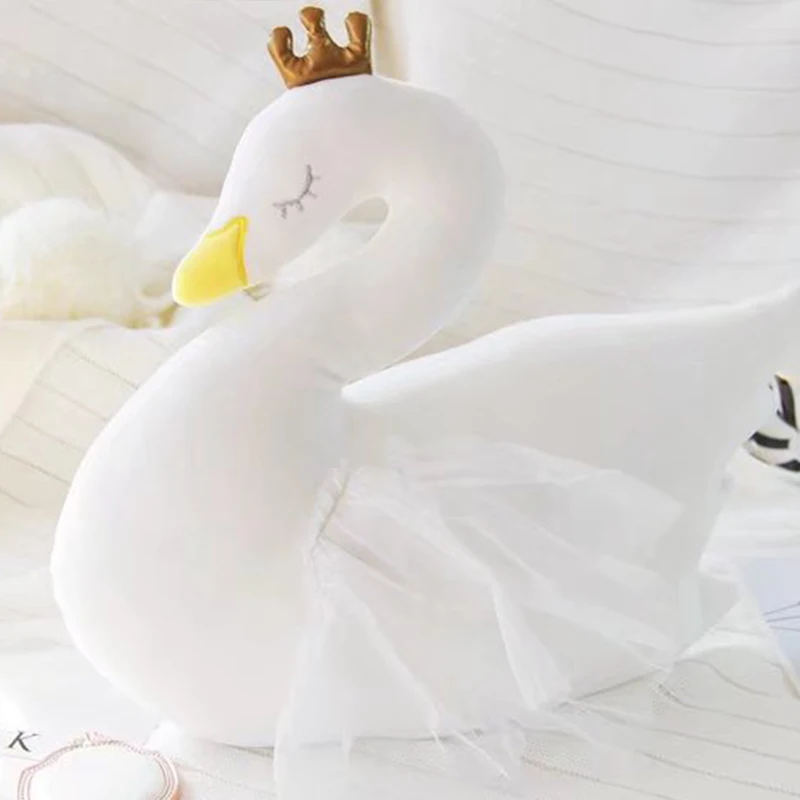 

INS Hot Sale Swan Doll Pillow Cartoon Swan Comfort Cushion Children Room Decors Baby Sleeping Pillow Back Cushion Gifts Room Dec
