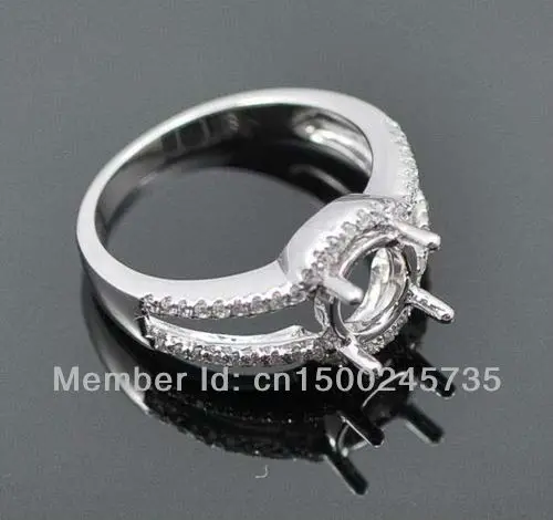 Однотонное кольцо из белого золота 14 карат 7 мм с натуральным бриллиантом