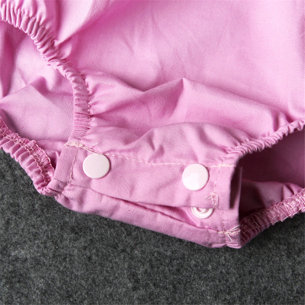 Розовый кружевной комбинезон с оборками и длинными рукавами для маленьких