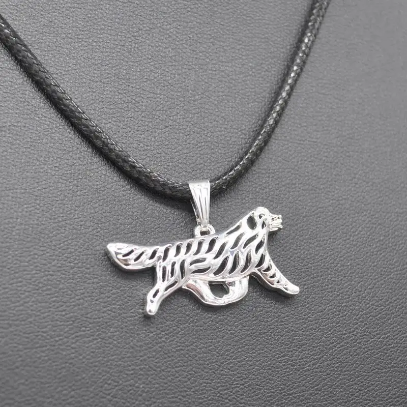 Металлическая цепочка с подвеской в виде собаки | Украшения и аксессуары