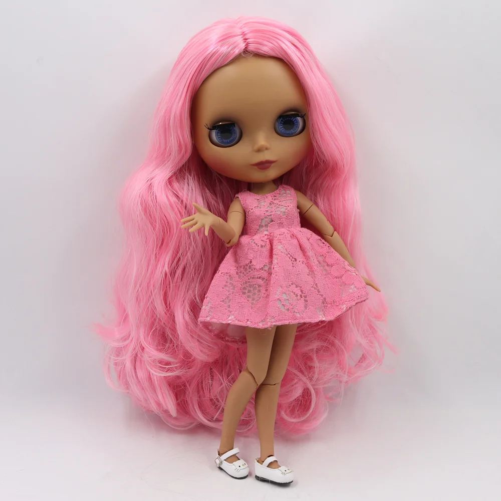 Кукла Blyth ICY DBS 30 см темная кожа матовое лицо розовая мягкая без челки вьющиеся