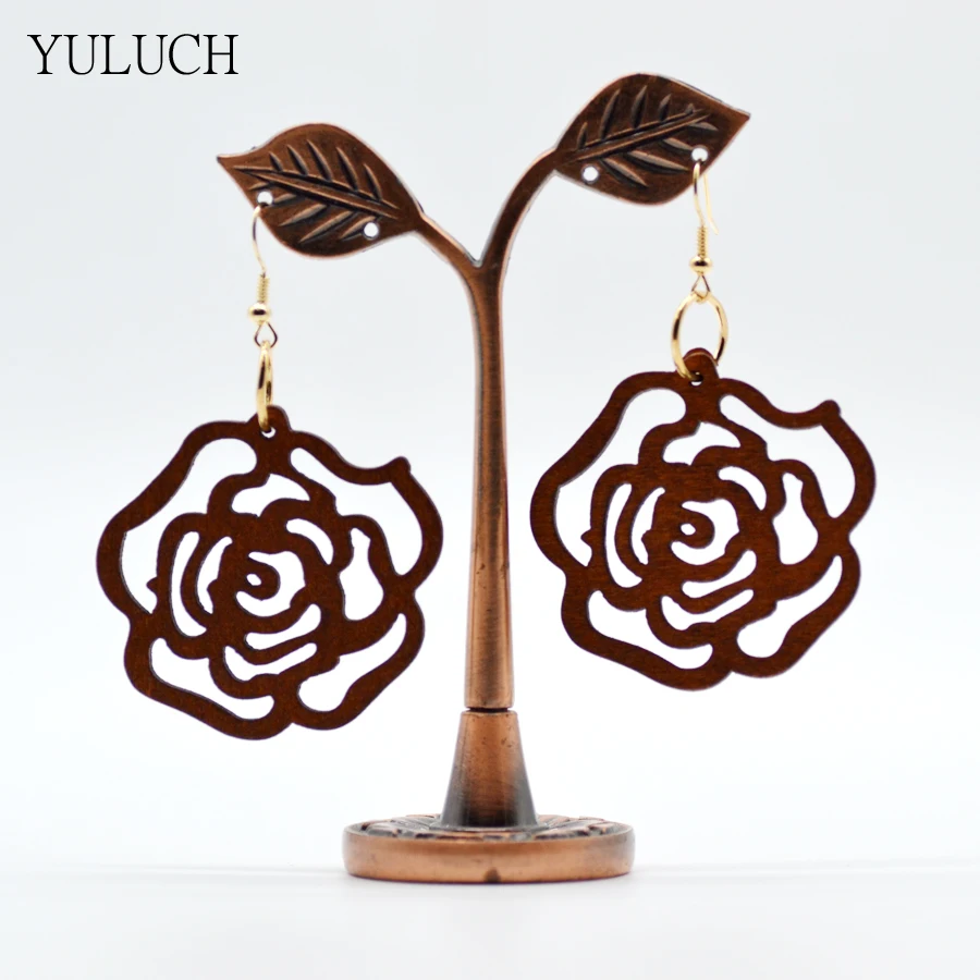 Пара серьги в виде цветка розы из дерева | Украшения и аксессуары