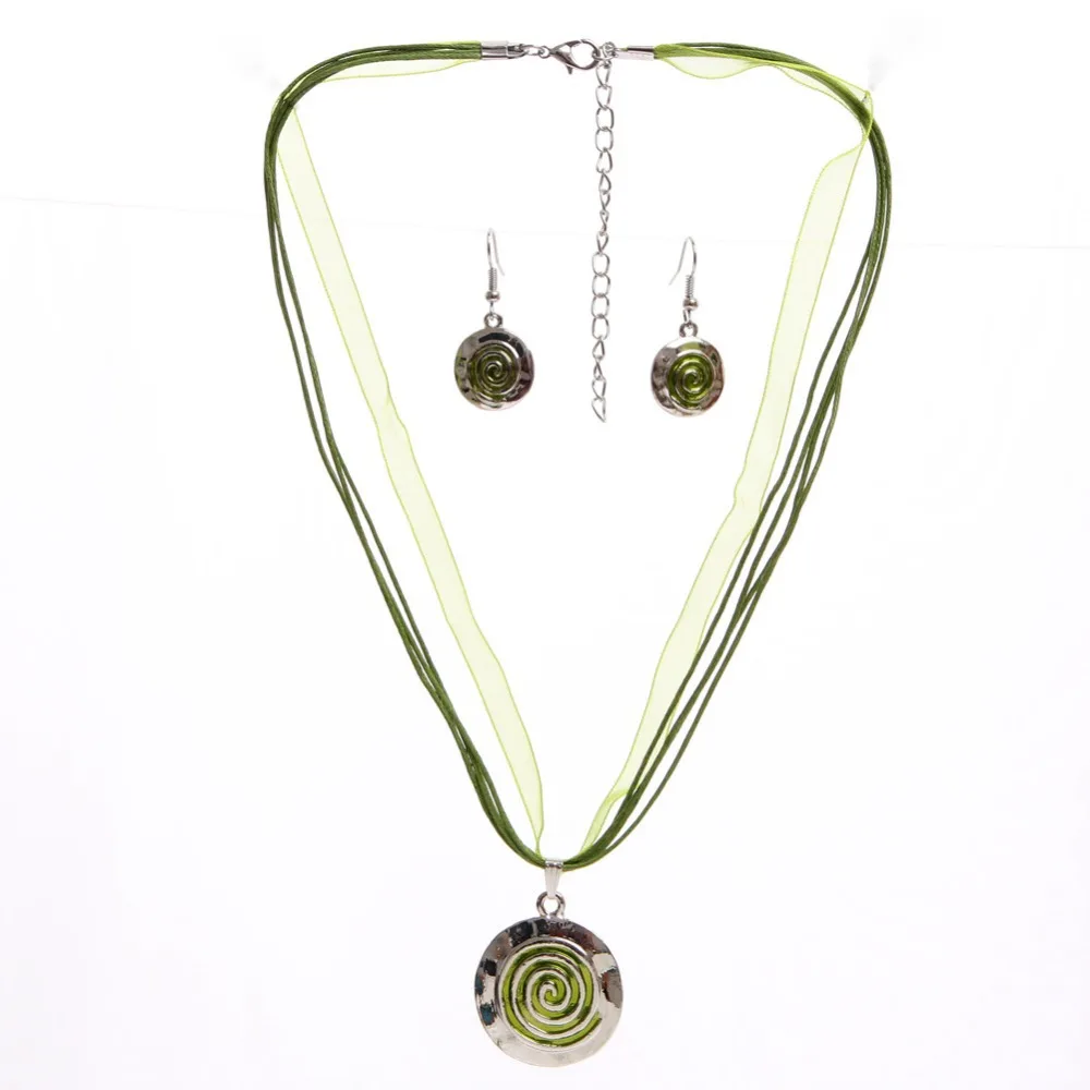 Модные комплекты ювелирных украшений с африканскими бусинами зеленая