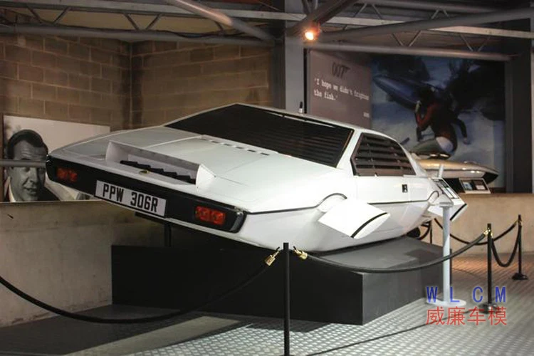 1/43 Scale Diecast Model Car Lotus Cars 007 Series Movie Diving Vehicle Modeling Static Collection Gift