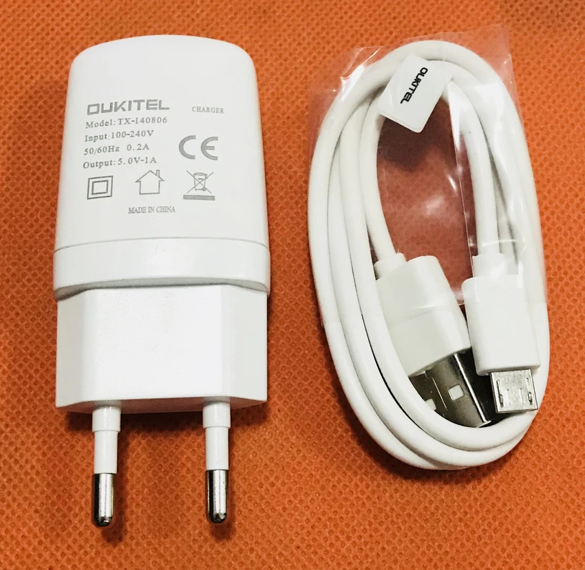 Оригинальное дорожное зарядное устройство с европейской вилкой и USB кабелем для