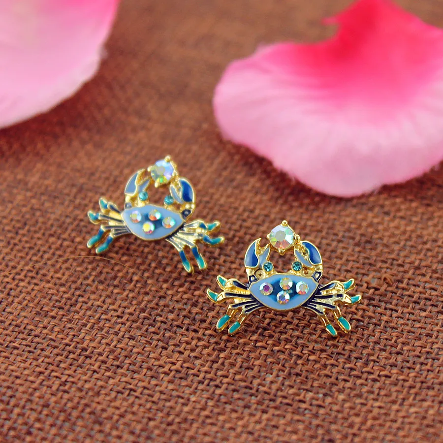 Модные серьги-гвоздики новый модный и чистый свежий элегантный комплект с крабом