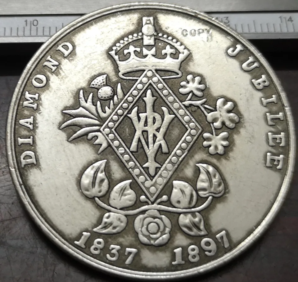 Англия-1897 Алмазная Юбилейная медаль драгоценный камень | Дом и сад