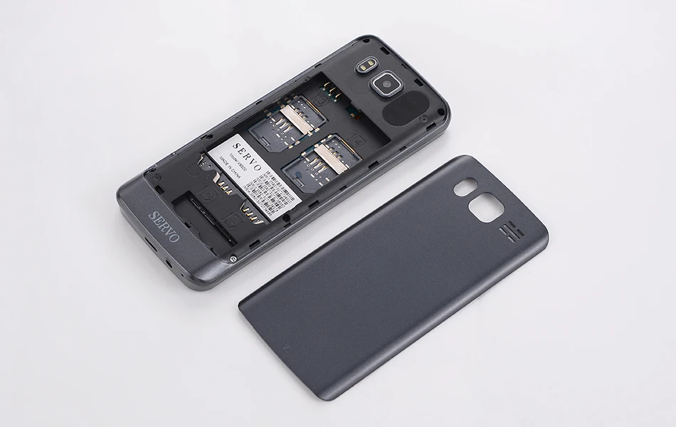 Четырехъядерный мобильный телефон с sim-картой SERVO V9500, 2,8 дюйма, 1100 мАч, две камеры, фонарик, Bluetooth, fm-радио, 4 режима ожидания, телефон
