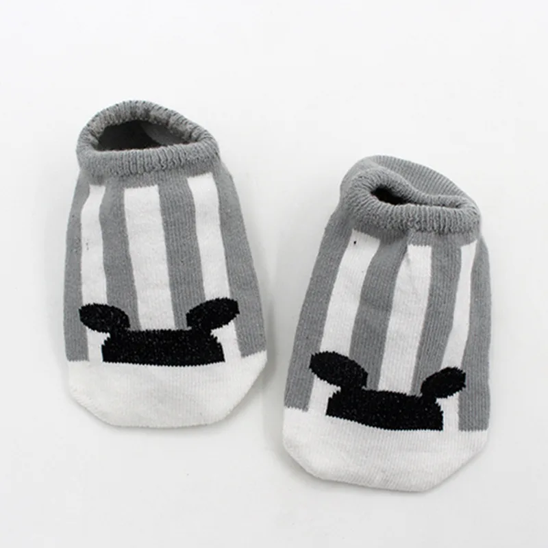 Бесплатная доставка милые хлопковые нескользящие носки для маленьких мальчиков