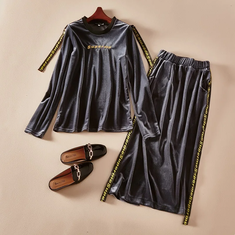 Sister Hot Sale O-neck Story Vogue Of New Fund 2017 Autumn Outfit Suits Embroidered Coat + Skirts Pleuche Two-piece 0246 | Женская