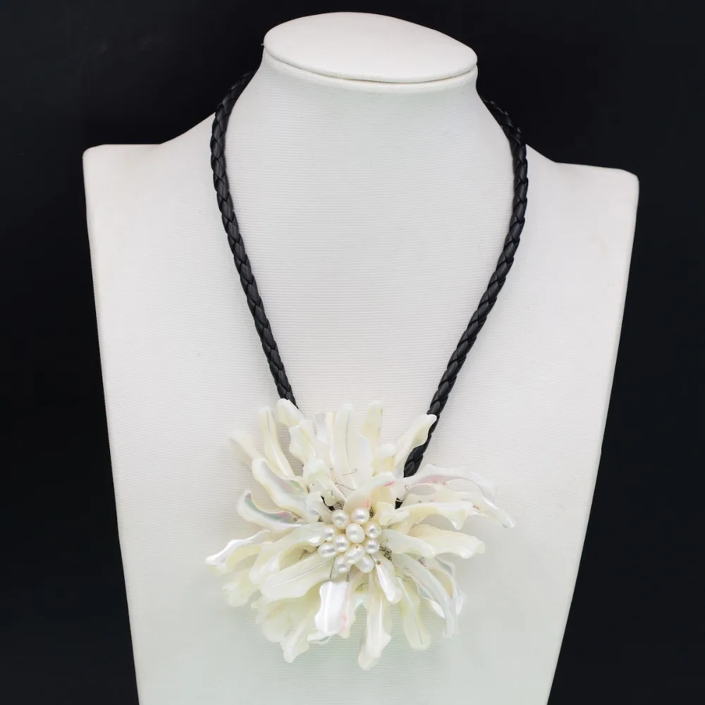 Женское колье чокер из белого жемчуга с цветочным узором подарок|Колье| |
