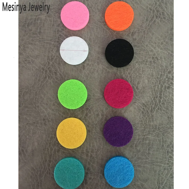 

30pcs 10 Colors 22.5mm Felt Pads for 30mm Essential Oils Diffuser Pendant Jewelry Necklace Lockets Perfume Aroma Locket