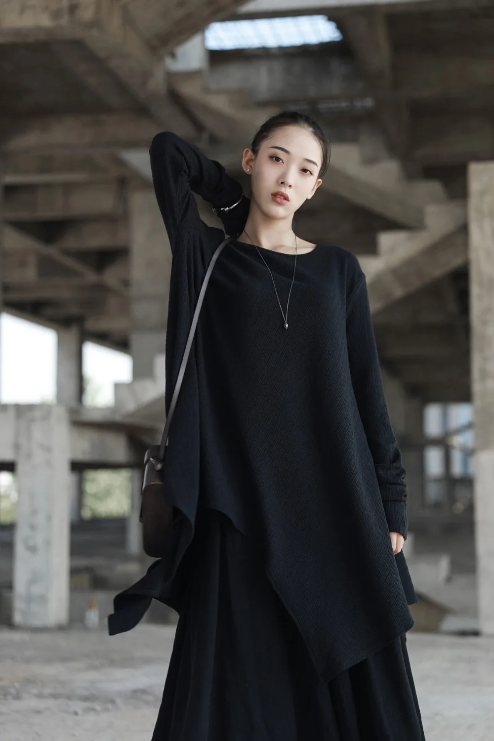Cakucool Новое однотонное Черное женское Ассиметричное платье с длинными рукавами Normcore, свободные длинные платья средней длины, Осенние готические платья размера плюс