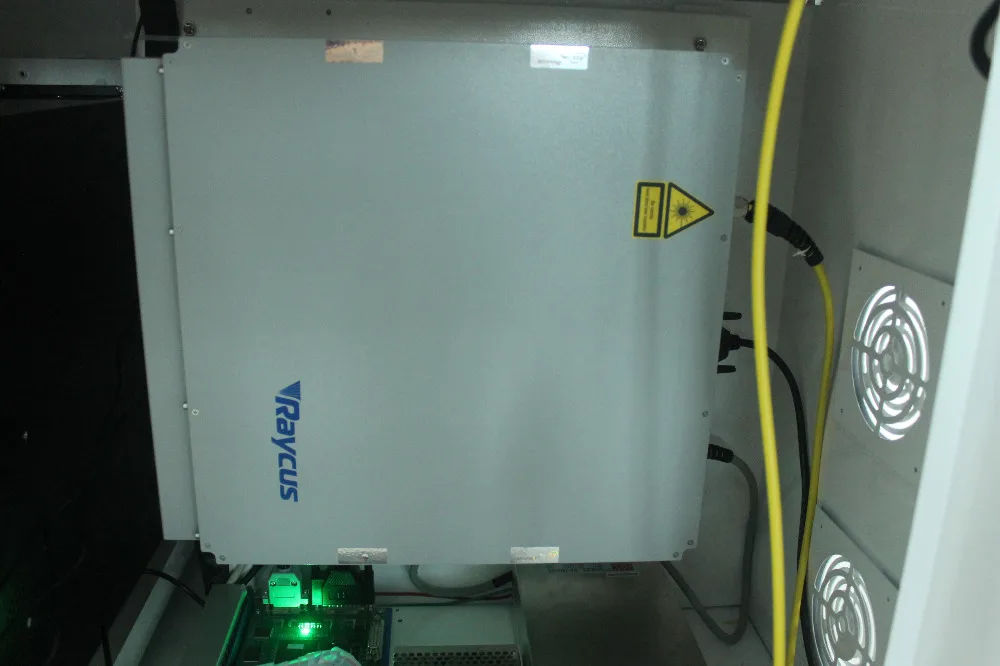 20 Вт 30 волоконно лазерная маркировочная машина с компьютером|Фрезы по дереву| |