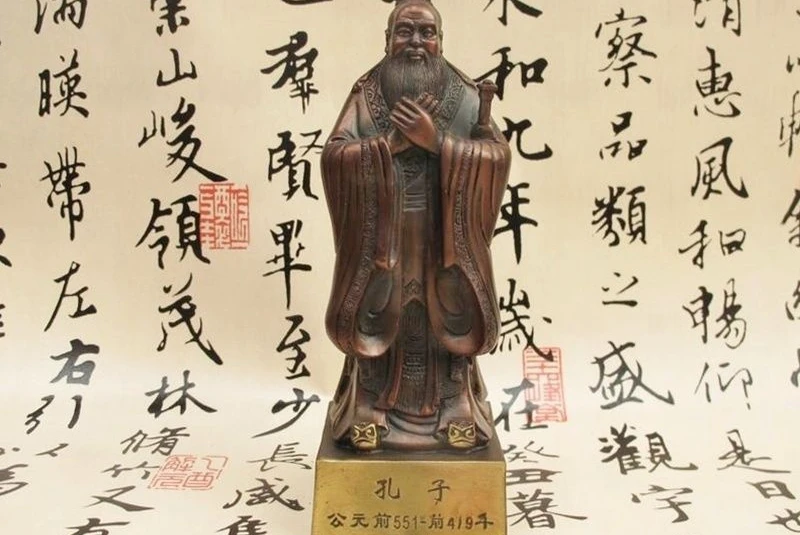 Китайская известная красная Бронзовая статуэтка Конфуция кунцзи для учеников