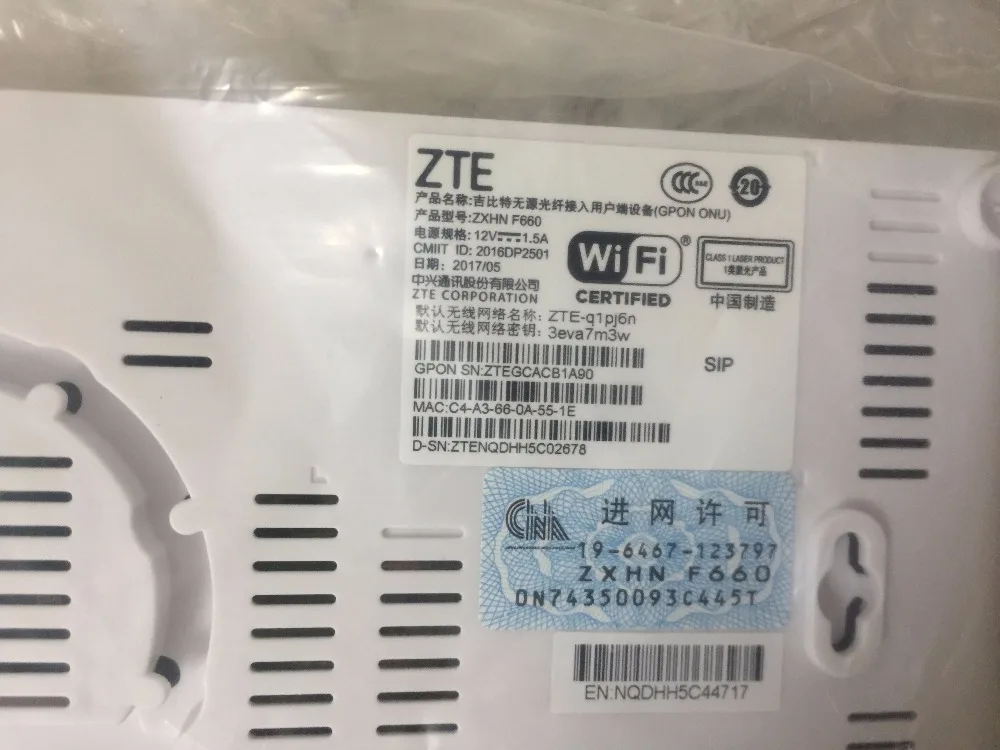 Оригинальный Новый F660 GPON ONU 1GE + 3FE порт 1 Голосовой WIFI ONT английский интерфейс|zte