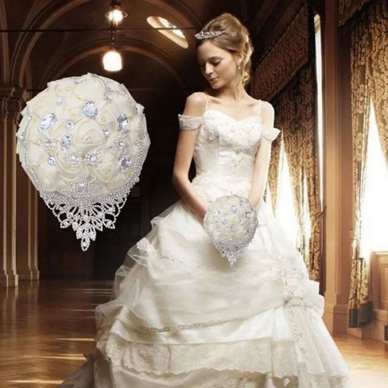 Свадебный букет цвета слоновой кости Искусственный цветок розы с кристаллами