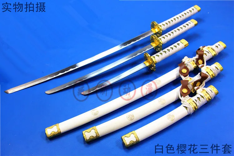 Набор из трех предметов с украшением в виде меча и сакуры костюм для косплея