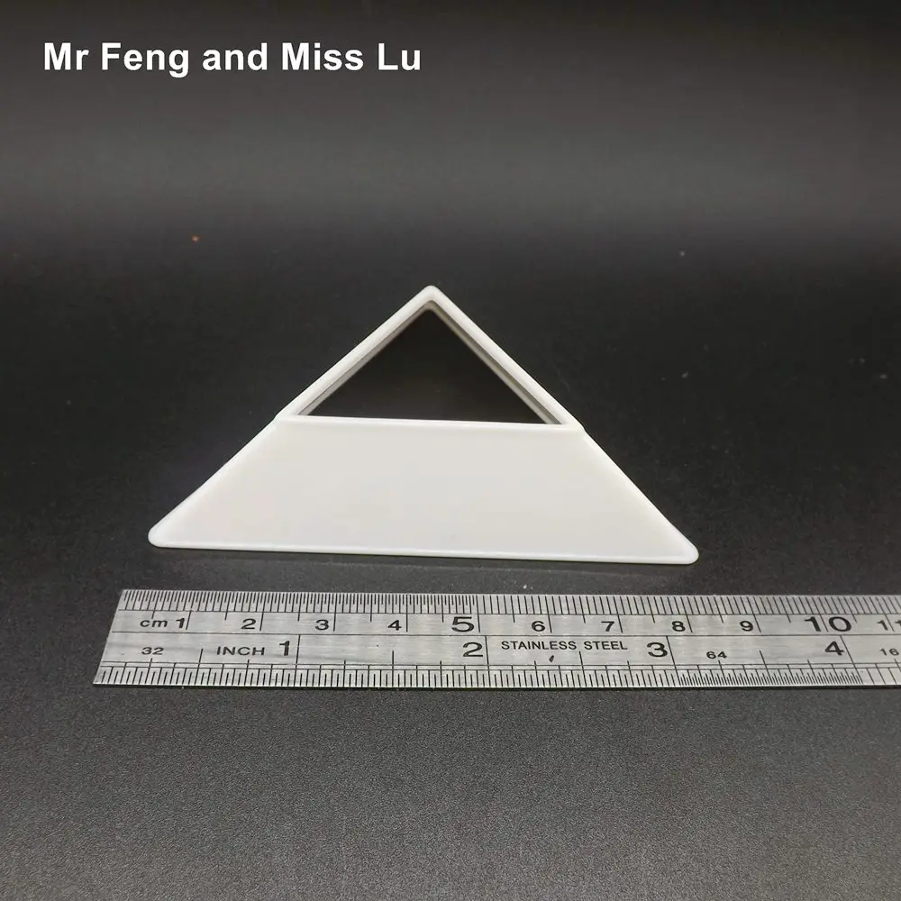 Простой белый пластиковый треугольник магический куб держатель основа