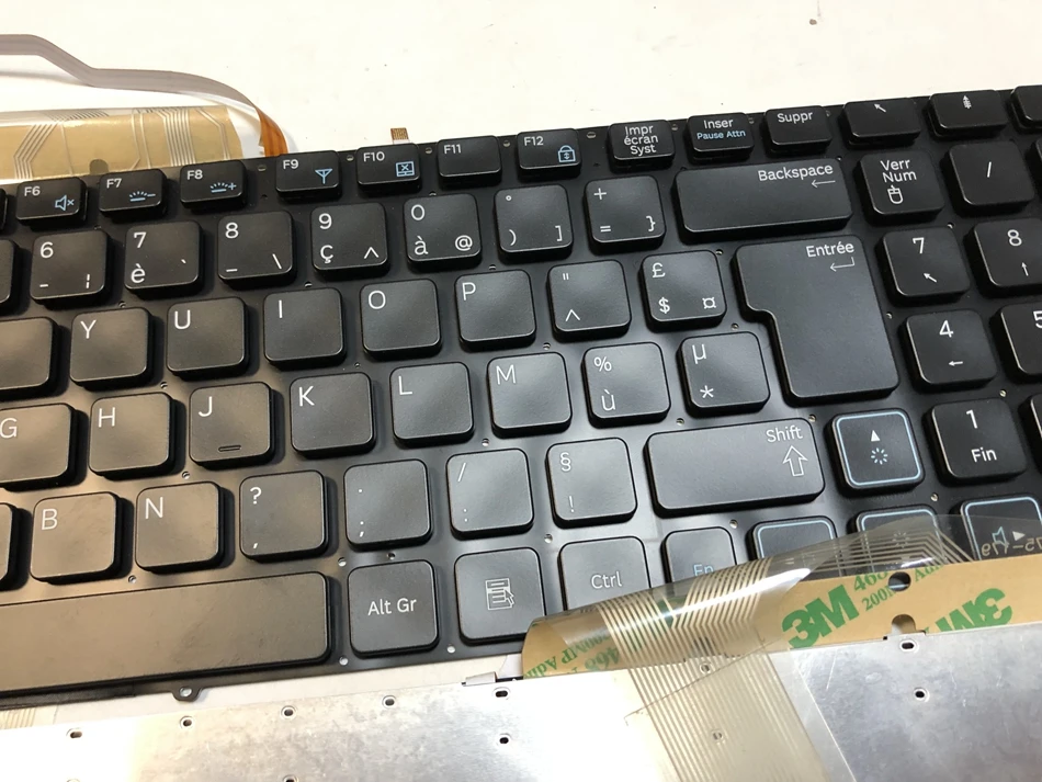 Клавиатура для ноутбука с французской подсветкой Samsung RF712 RF710 RF711 RF730 черная BA59 03071B