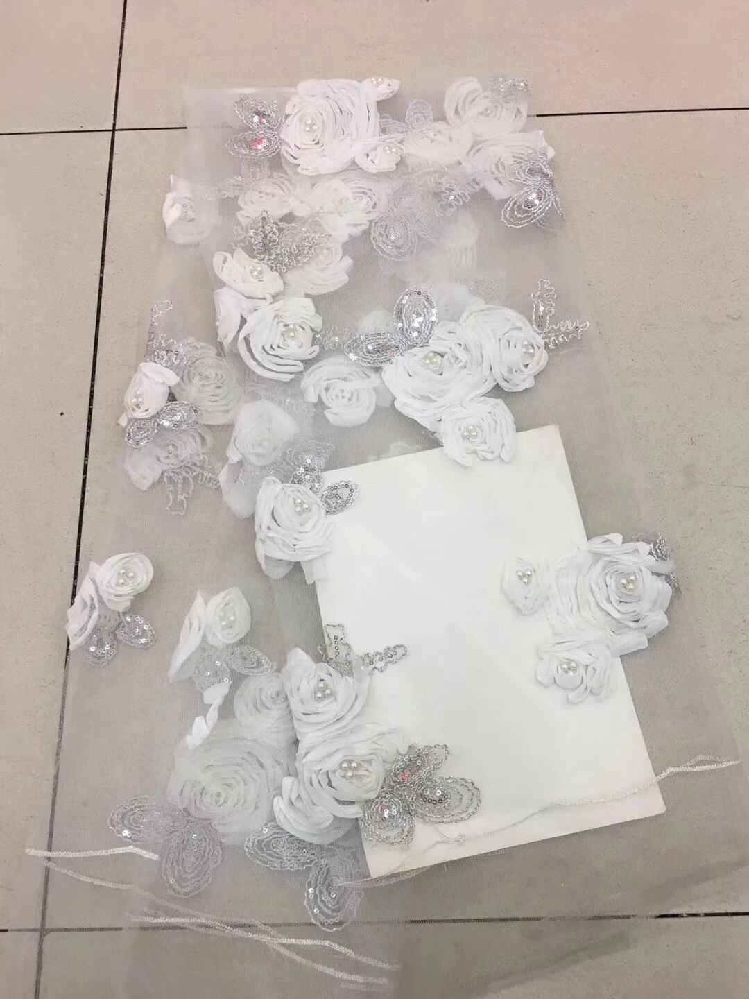 Африканская кружевная ткань с 3D цветами и бусинами 2018 новейшая белая высокого