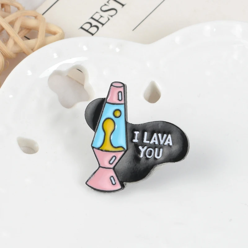 Я LAVA вы эмали штырь розовое нижнее белье с принтом lava лампа значок нагрудный знак