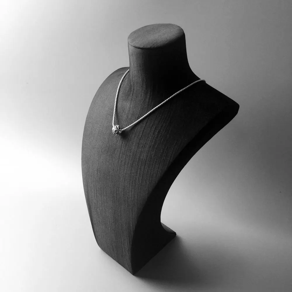 Женское и мужское ювелирное изделие с круглым бантом из серебра 925 пробы |