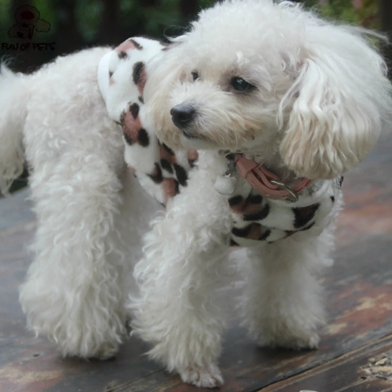 Симпатичный Леопардовый розовый флисовый теплый жилет с сердечками для собак