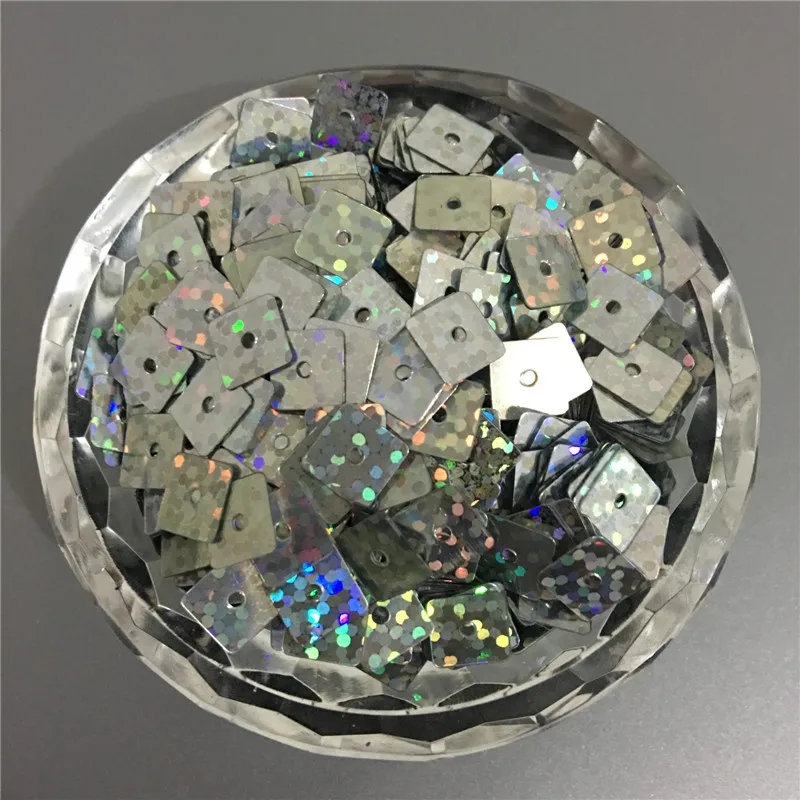 

2500pcs/ lot 7mm Silver Laser square sequins Paillettes/PVC fashion accessories craft for Scrapbook Kid Diy Garments sewing
