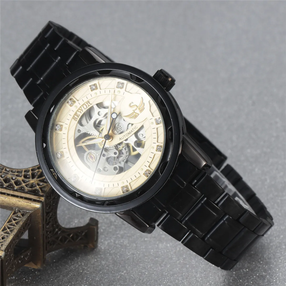 Новинка 2017 модные черные стальные Мужские часы скелетоны брендовые ажурные