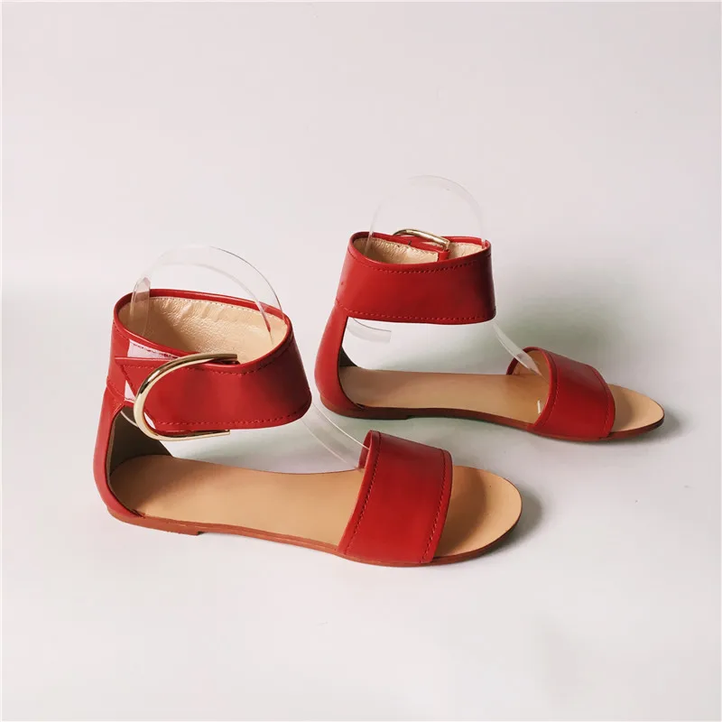 Женские кожаные сандалии на плоской подошве сандалии-гладиаторы с металлической