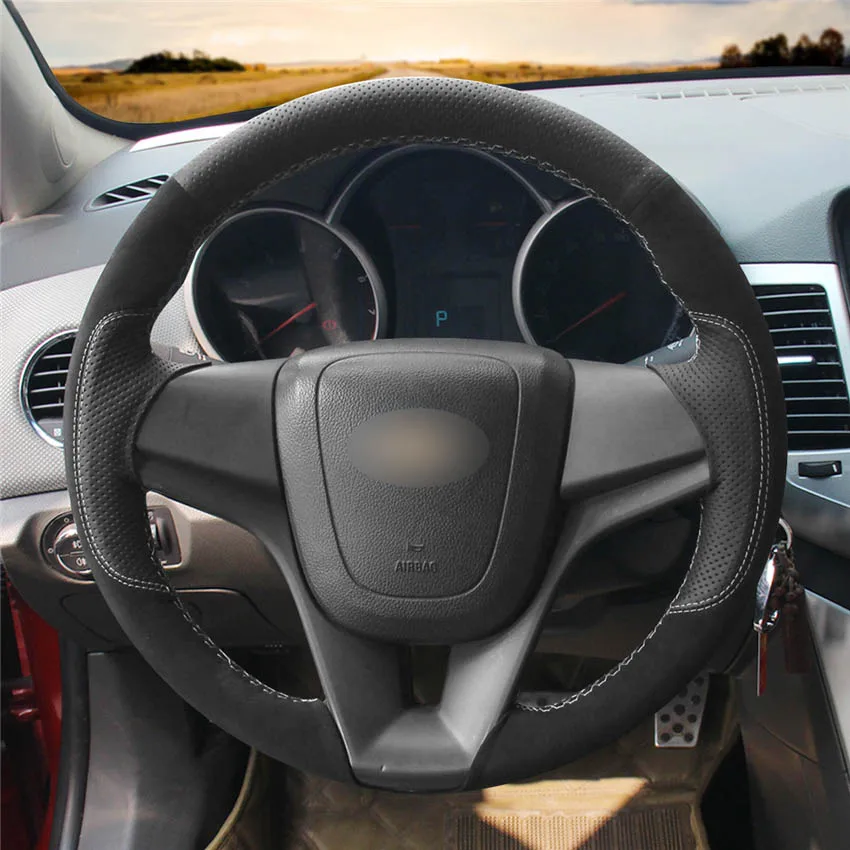 MEWANT комфортный чехол на руль из замши черного и красного цвета для Chevrolet Cruze Aveo
