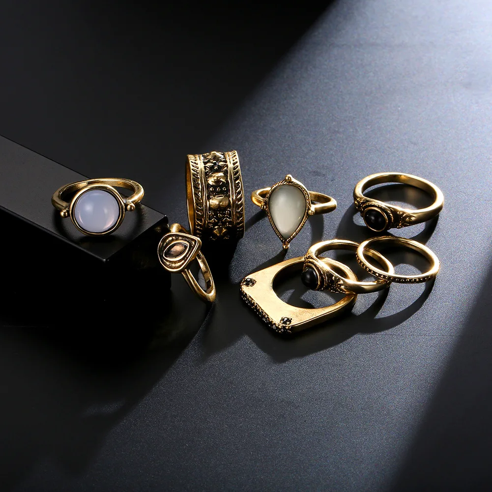2018 New Best Selling Vintage Carved Black Alloy Ring Set 8pcs/set Popular Rhinestone Ladies Banquet Joint Accessories | Украшения и