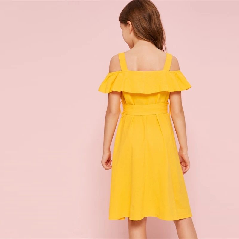 SHEIN/Детское платье-рубашка в стиле бохо с открытыми плечами и рюшами, с поясом г., милое летнее платье до колена на пуговицах спереди, с высокой талией
