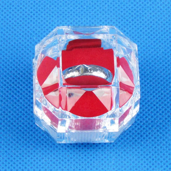 

Tonvic 40 Clear View Пластик кольцо Дисплей Случае Шкатулка красный