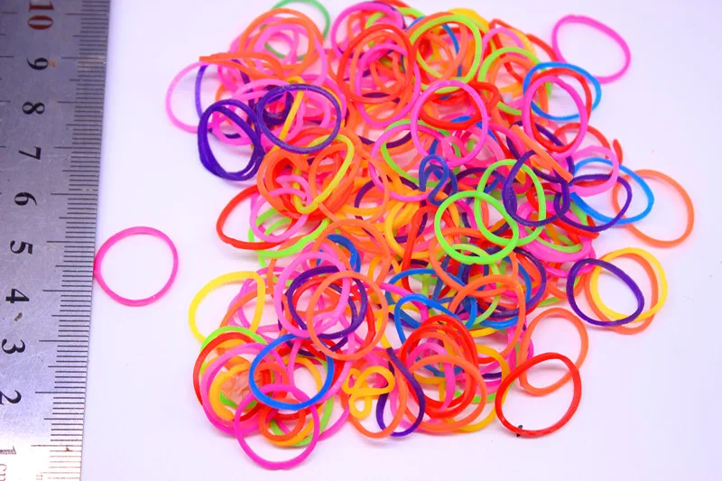 

1000pcs/lot 10mm Size Colorful Make Topknot Bands For Dogs Hair Best Rubber Latex Dog Grooming Band (Elastic)