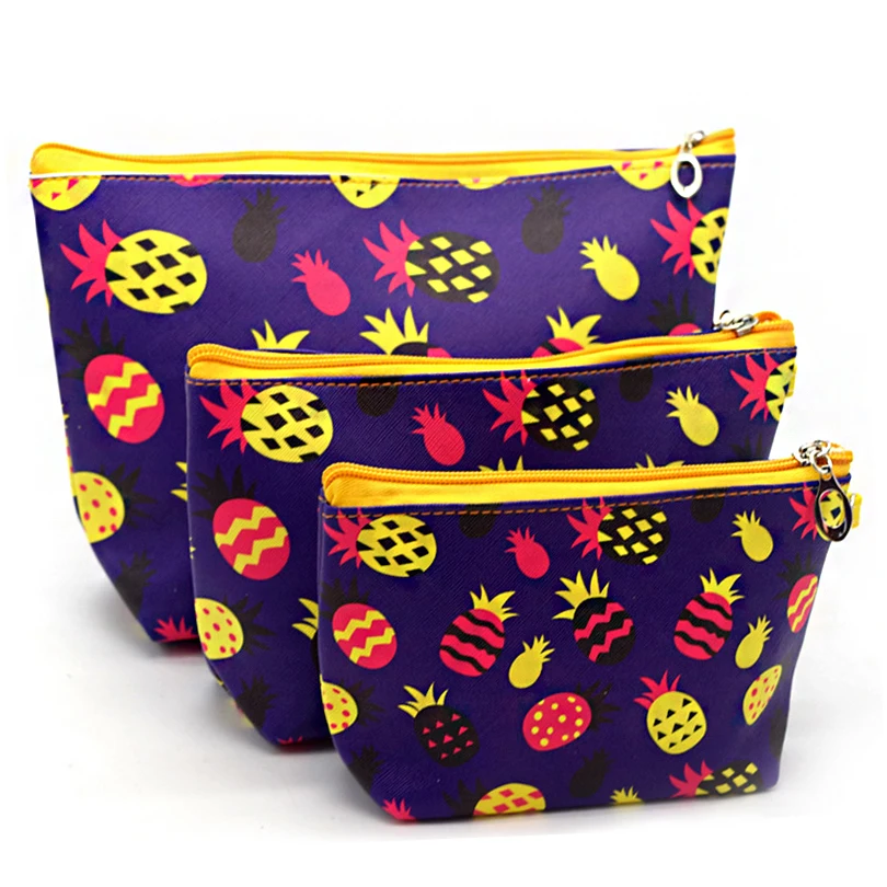 Женская косметичка с принтом единорога из трех предметов водонепроницаемая