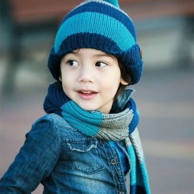 Цельнокроеное платье новые детские осень-зима теплые Шапки и шарф набор