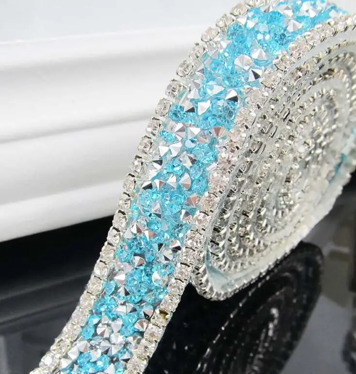 light blue Стразы, 1 ярд/партия, DIY отделка кристаллами много цветов 18 мм украшения сандалии аксессуары, синий драгоценный камень Серебряная отделка - Цвет: light blue
