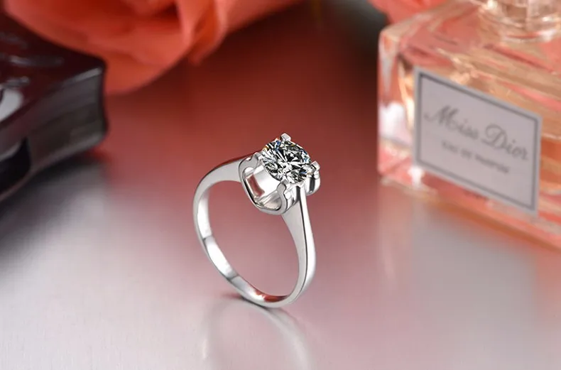Ювелирные кольца 18 К из белого золота для женщин Moissanite 0.5ct сертифицировано vvs1 обручальное кольцо Настоящее хорошее ювелирное изделие