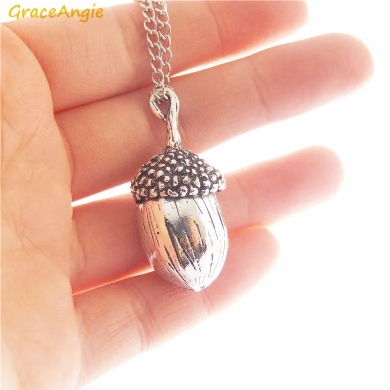 Цепочка GraceAngie из сплава серебристого цвета с объемным кулоном в виде желудей
