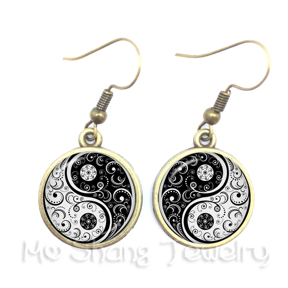 Стеклянные серьги с двумя лошадьми Инь Янь символ ювелирные изделия подвеска