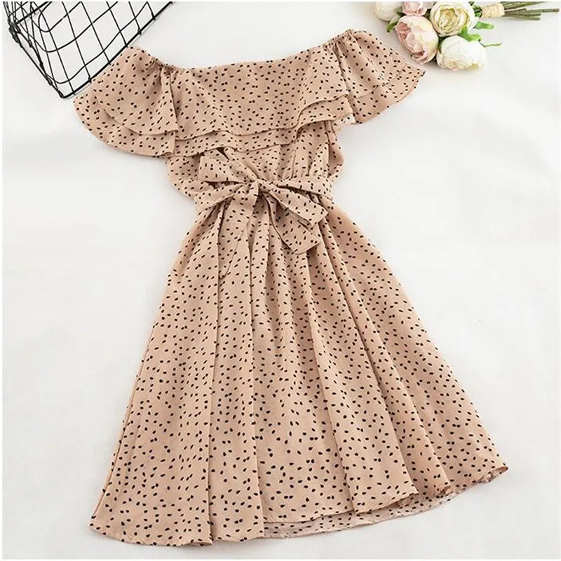 Бандажное платье средней длины с винтажным цветочным принтом в горошек летнее