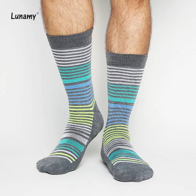 25 цветов Pinstripes Повседневные Носки мужские Crew Бизнес Хлопок Sox Смешные забавные