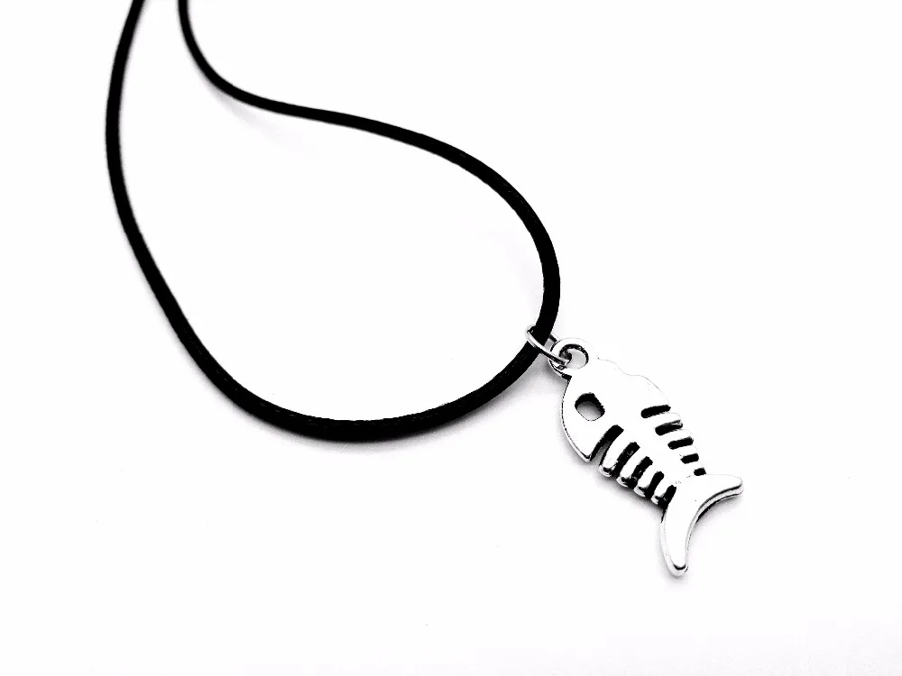 Изящное колье в виде костяной рыбы простые кожаные ожерелья костяного каната с